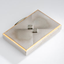 Charger l'image dans la galerie, Poudrier en styptor des année 1930 de la maison Van Cleef and Arpels