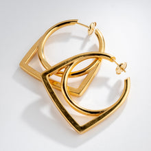 Charger l'image dans la galerie, Boucles d'oreille en or jaune de la maison Fred, modèle Success