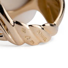 Charger l'image dans la galerie, Bague de la maison Chanel Modèle Camélia