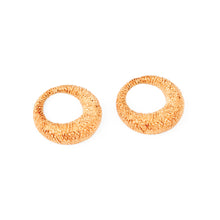 Charger l'image dans la galerie, Boucles d'oreilles de la maison Van Cleef & Arpel en or jaune et diamants