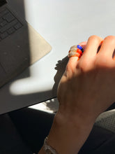 Charger l'image dans la galerie, Bague Van Cleef & Arpels, collection Philippine en corail