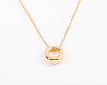 Charger l'image dans la galerie, Collier signé de la maison Chaumet modèle anneau