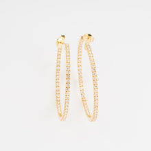 Charger l'image dans la galerie, Créoles en or jaune pavées de diamants