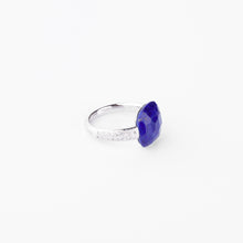 Charger l'image dans la galerie, Bague de la maison Pomellato modèle Capri en or diamants et Lapis Lazuli