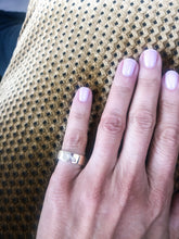 Charger l'image dans la galerie, Bague Signée Chaumet or jaune et diamant