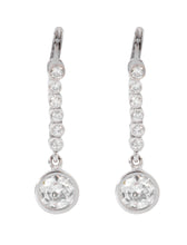 Charger l'image dans la galerie, Dormeuse en platine diamant