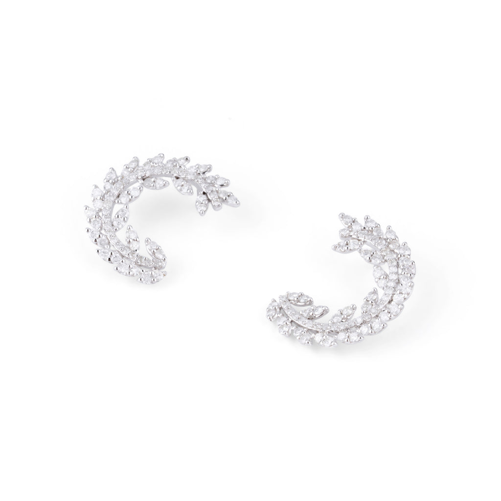 Boucles d'oreilles en or gris  demi cercle pavé de diamant