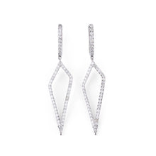 Charger l'image dans la galerie, Boucles d'oreilles en gris  à formes géométriques ajourées,pavées de diamant
