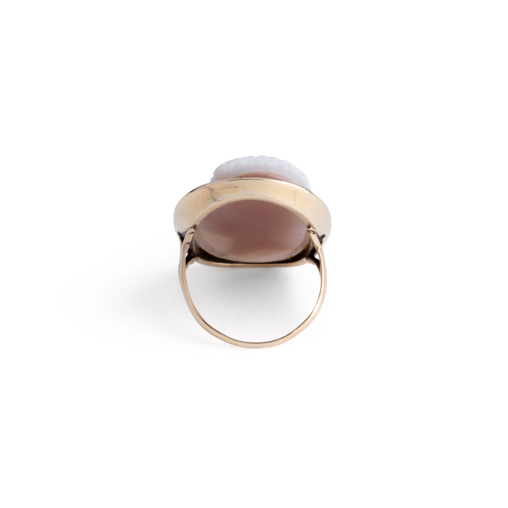 Bague en or jaune en camée agate représentant une tête d'homme