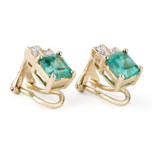 Charger l'image dans la galerie, Boucle d'oreille or jaune, émeraude et diamants princesses
