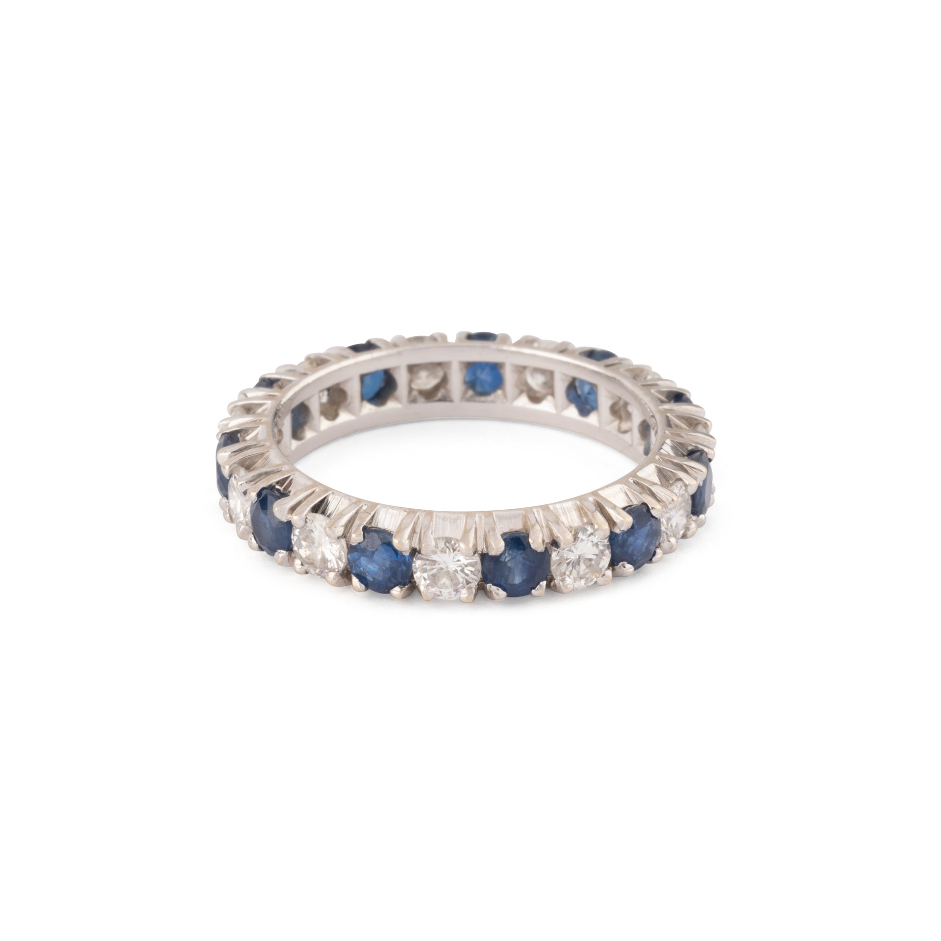 Alliance américaine en or gris,diamant et saphir .