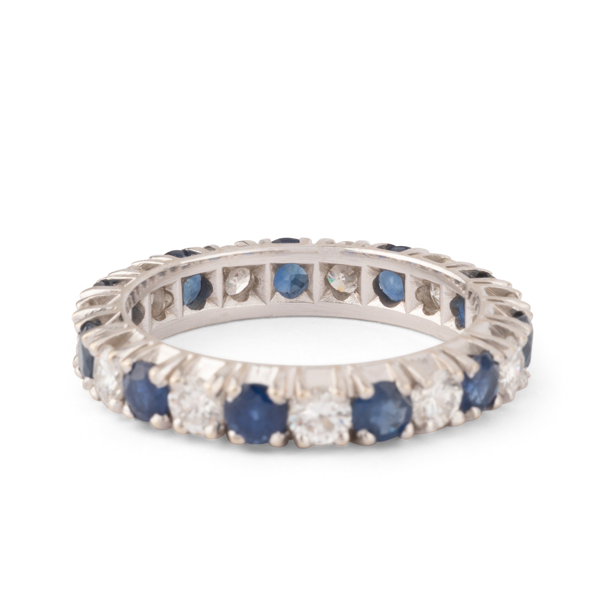 Alliance américaine en or gris,diamant et saphir .