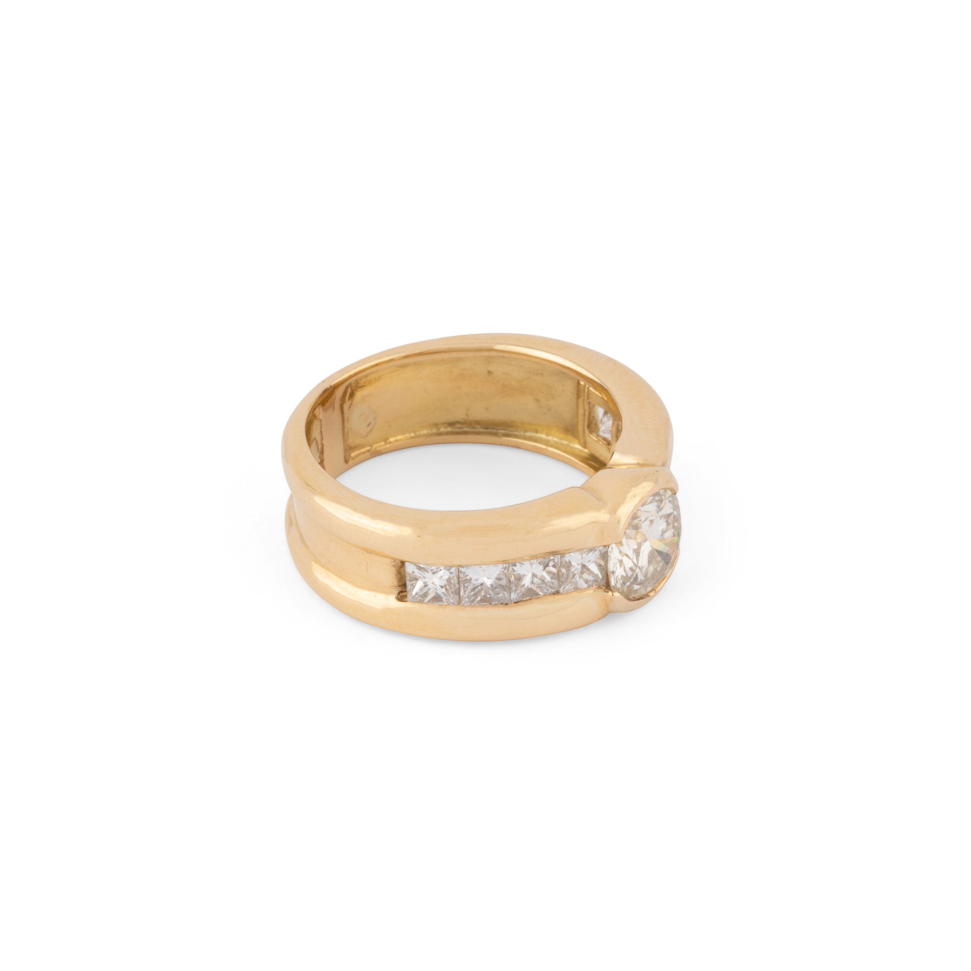 Bague solitaire ornée d'un diamant taille brillant d'environ 1,21 cts
