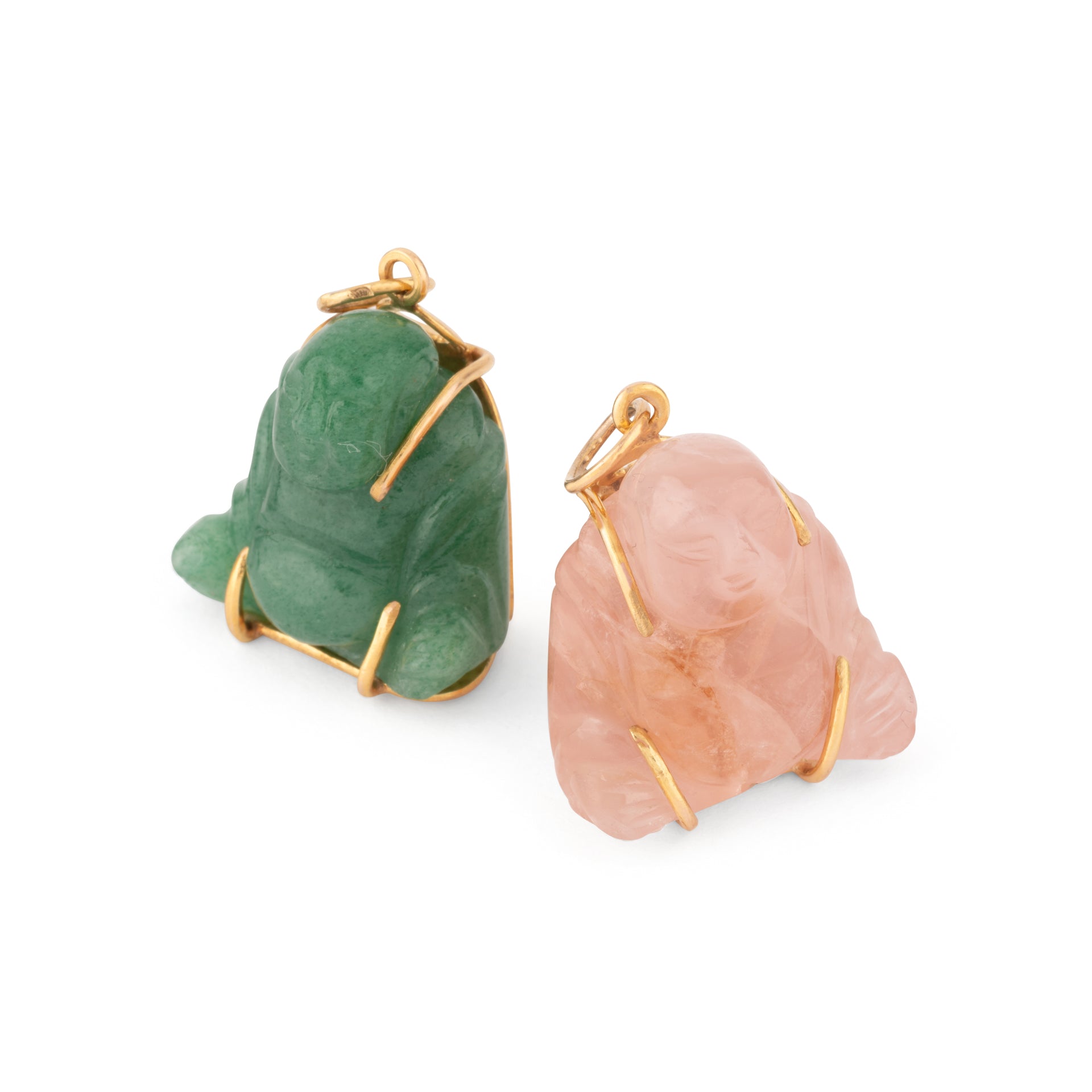 Pendentif représentant un Bouddha sculpté en l'aventurine