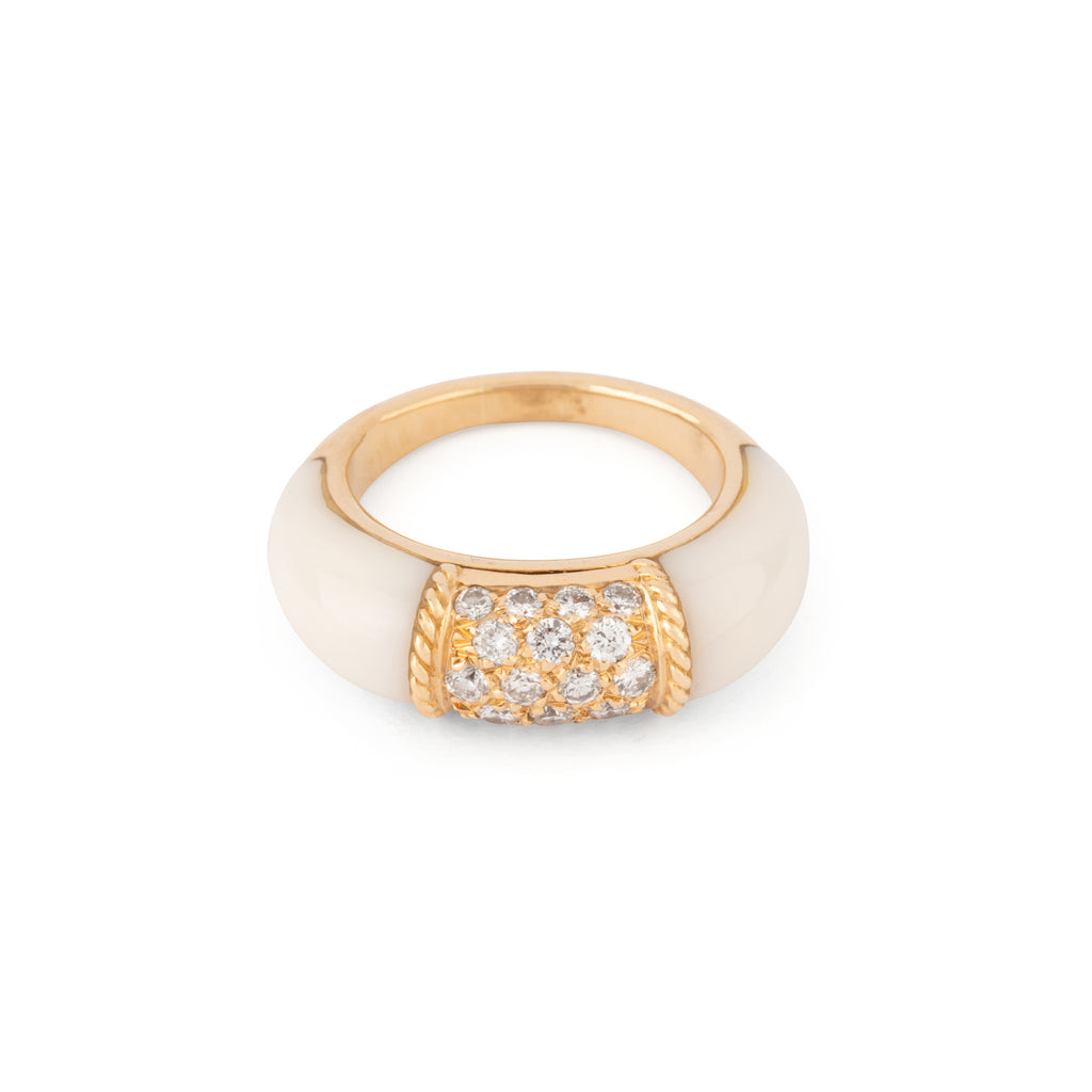 Bague Van Cleef & Arpels Philippine en corail blanc