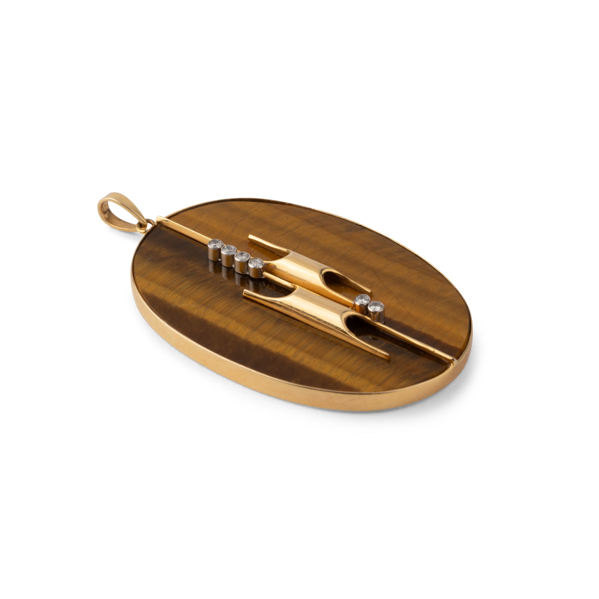 Pendentif en œil-de-tigre orné d’un motif géométrique en or jaune