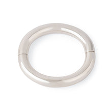 Charger l'image dans la galerie, Bracelet jonc en argent de la maison Hermès,modèle Lima
