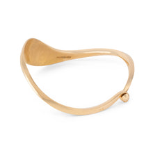 Charger l'image dans la galerie, Bracelet jonc or jaune ondulé du Créateur Jacque Moniquet
