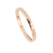 Charger l'image dans la galerie, Bracelet en or rose de la maison Chanel, modèle Coco Crush
