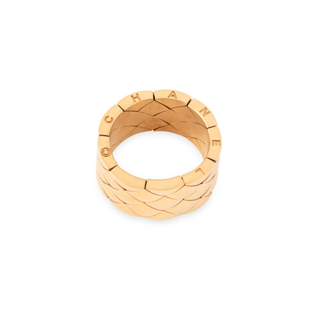Bague Chanel "Matelassé" en or jaune