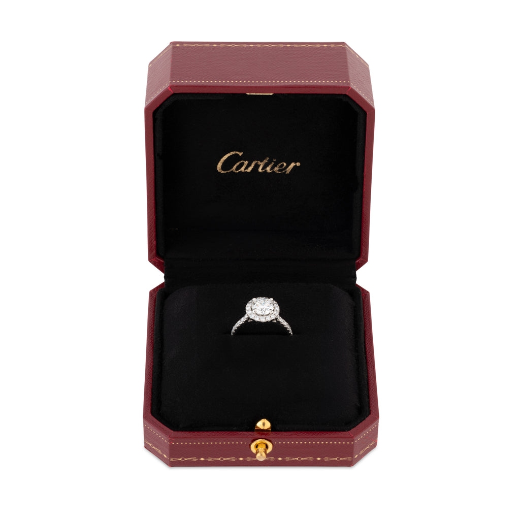 Bague solitaire "Destinée" de la maison Cartier en platine