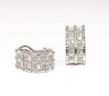 Charger l'image dans la galerie, Demi créole en diamant or gris - adalgyseboutique
