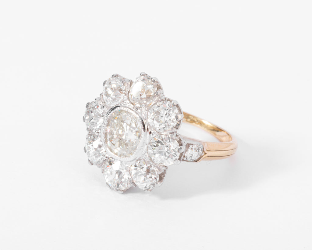 Bague marguerite en diamant