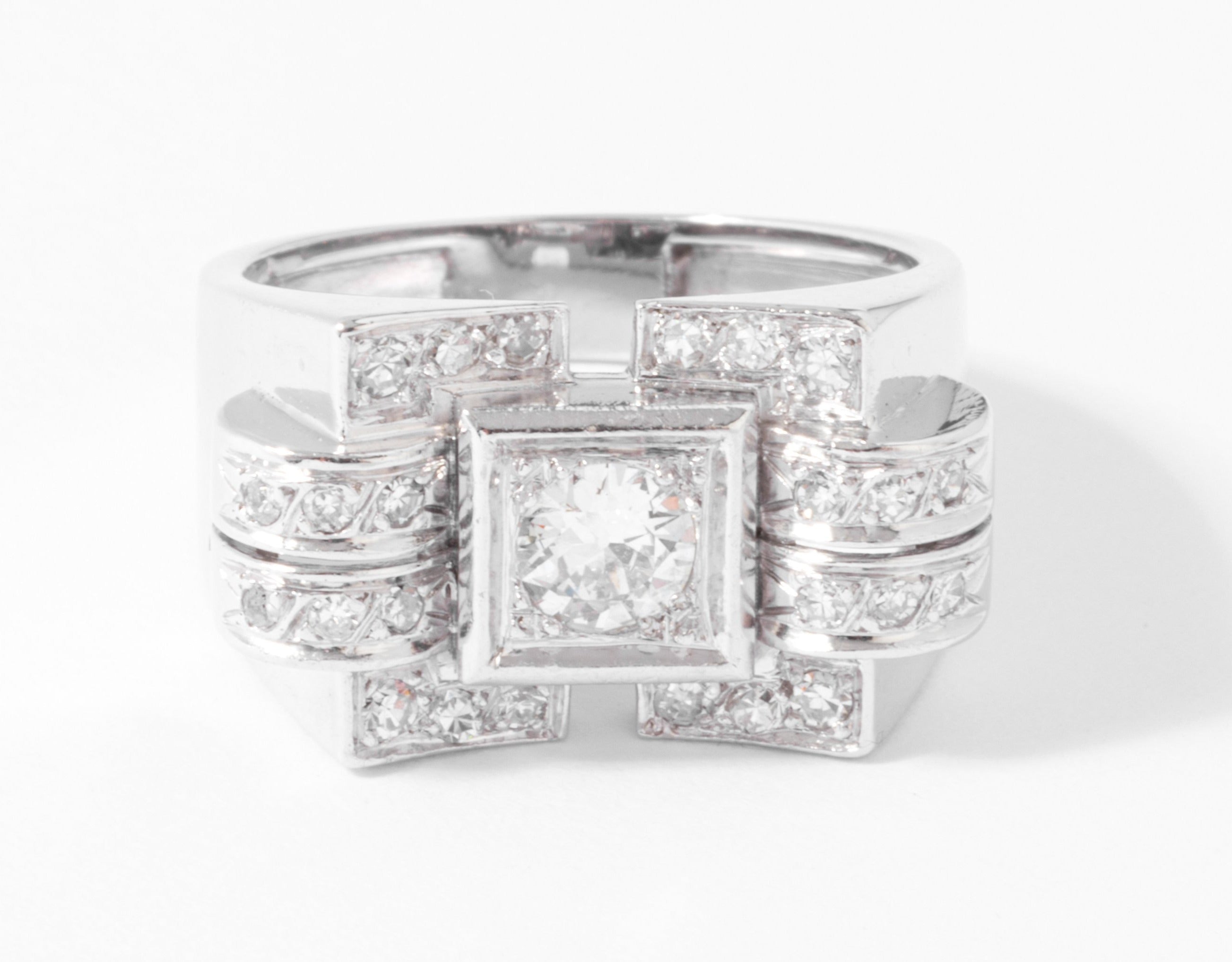 Bague tank en or gris et diamant
