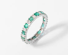 Charger l'image dans la galerie, Alliance en diamant et émeraudes sur or gris
