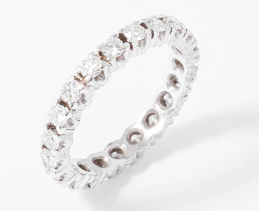 Alliance américaine en or gris et diamant