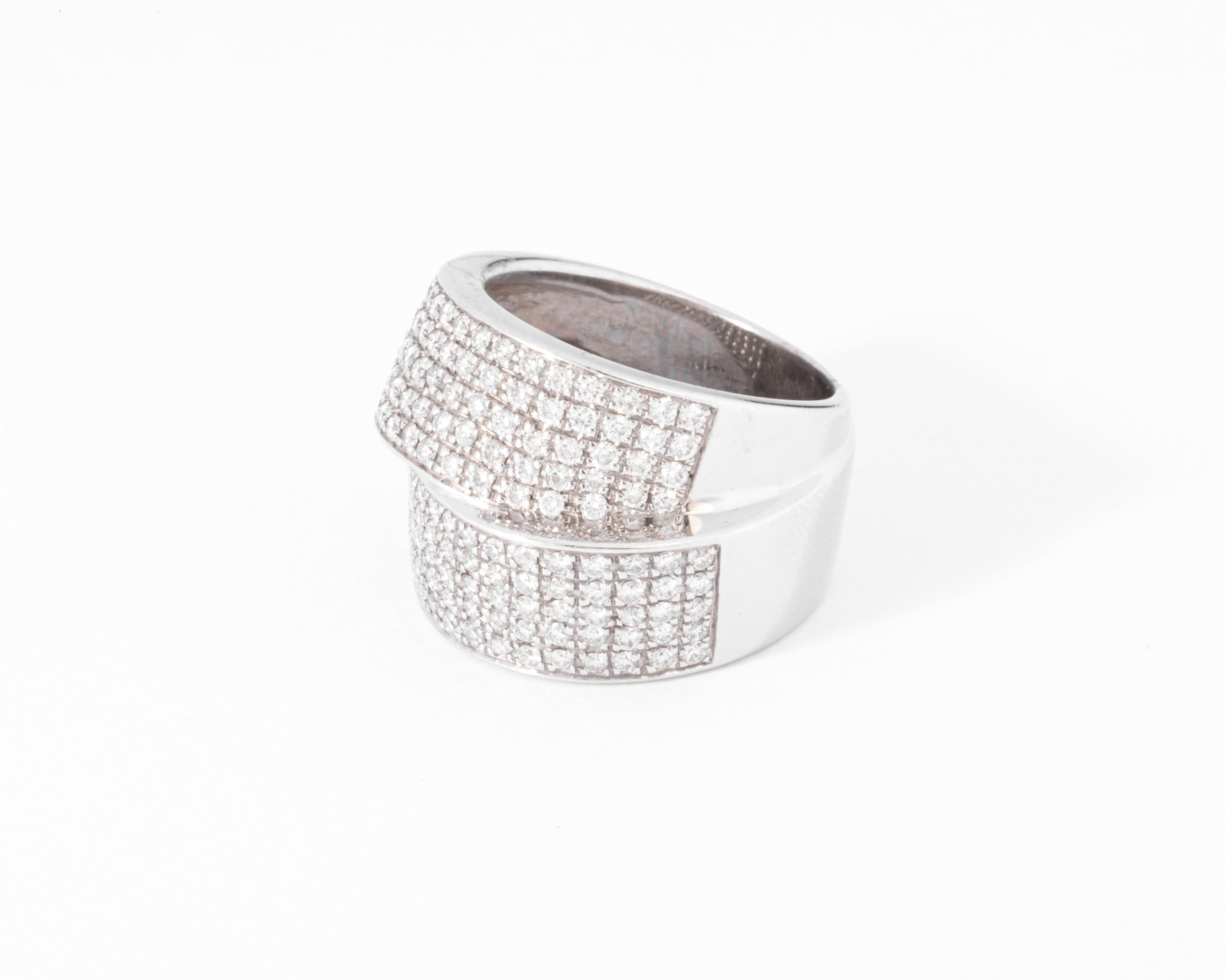 Bague double ruban en Diamant