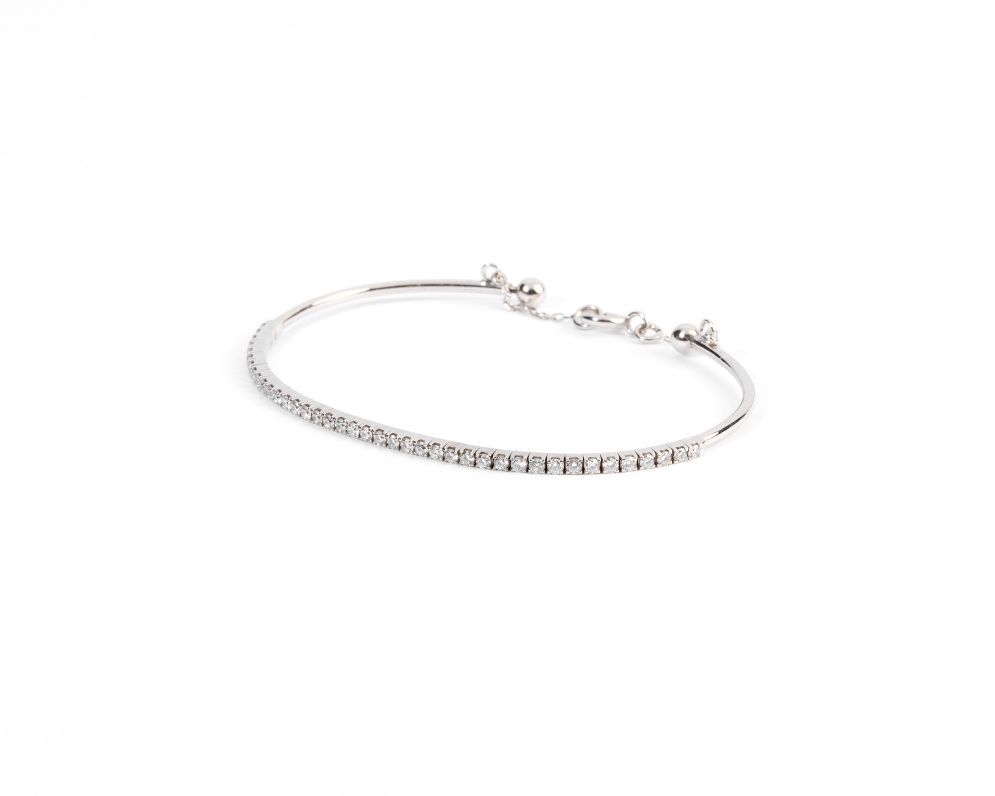 Bracelet demi jonc or gris et diamant sur le dessus