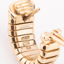 Charger l'image dans la galerie, Boucles d'oreilles de la maison Bvlgari en émeraudes sur or jaune
