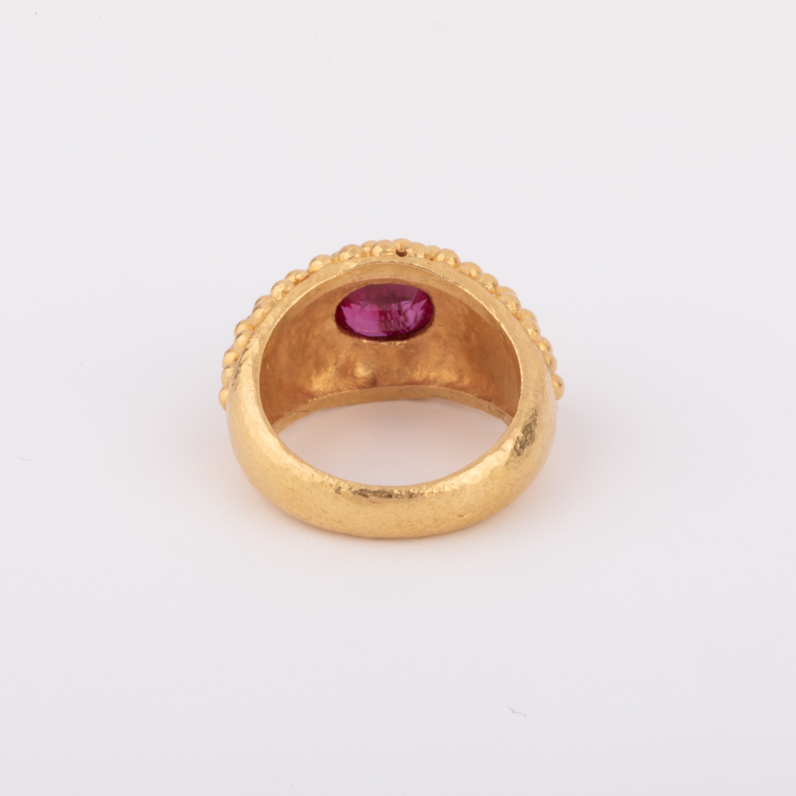 Bague étrusque or jaune Rubis