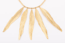 Charger l'image dans la galerie, Collier en or H.Stern formant des plumes en or
