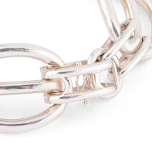 Charger l'image dans la galerie, Bracelet en argent de la maison Hermès
