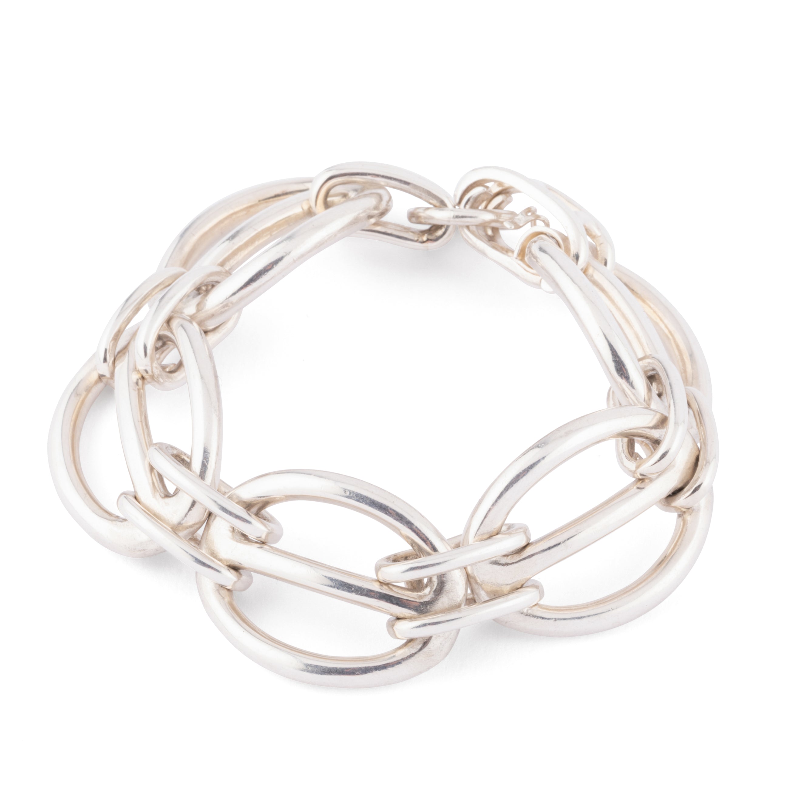 Bracelet en argent de la maison Hermès