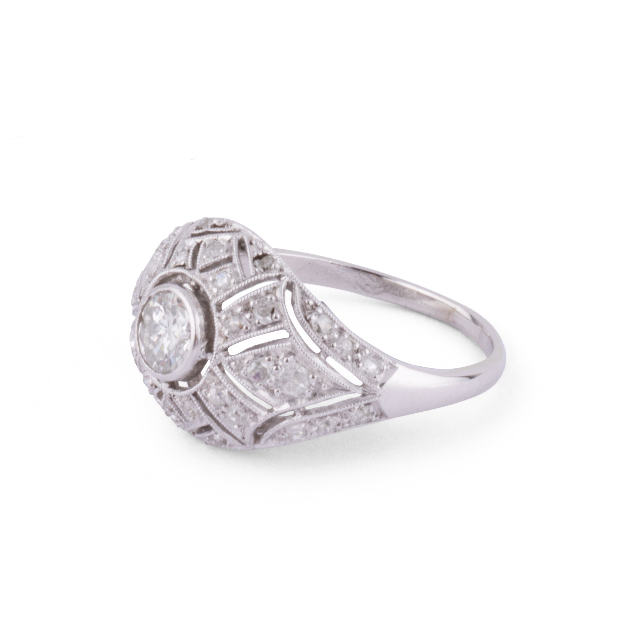 Bague dôme platine diamant