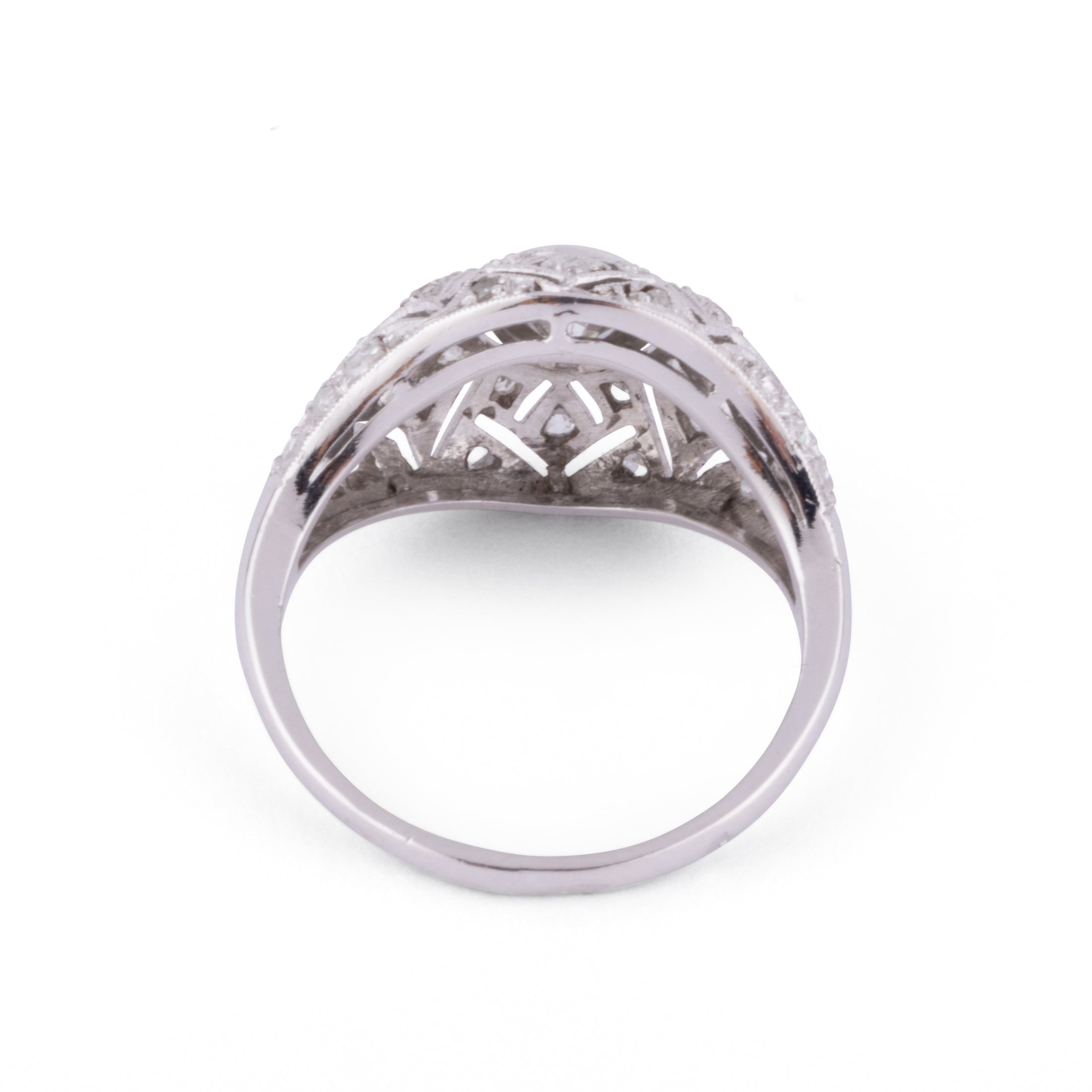 Bague dôme platine diamant