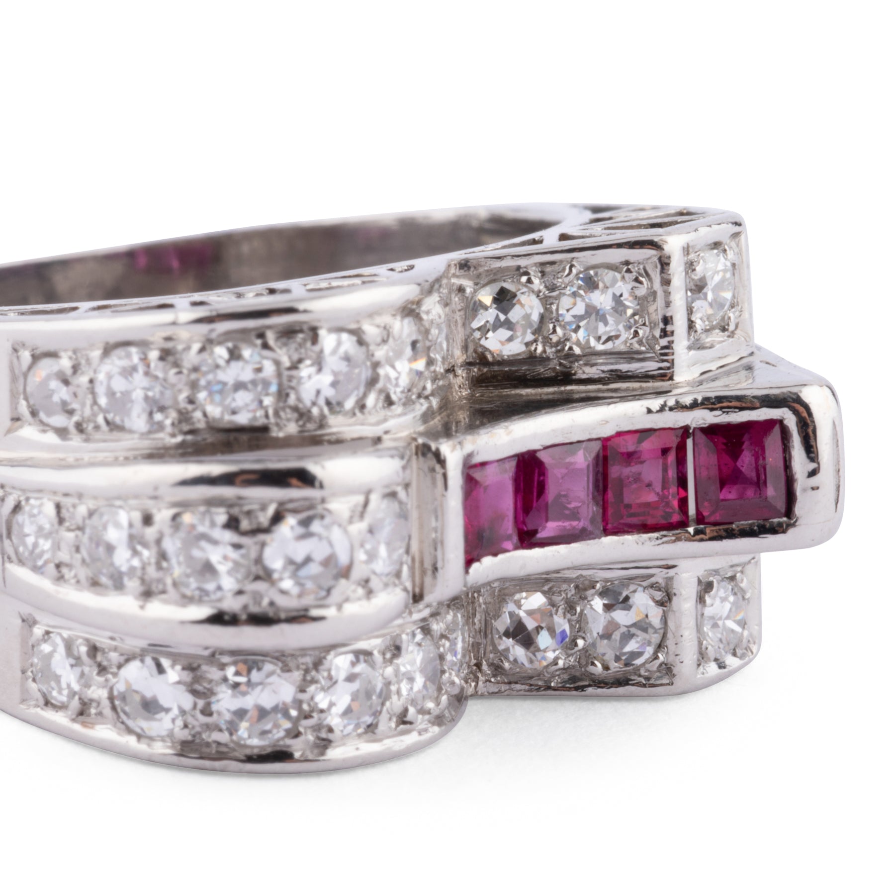 Bague en platine diamant et rubis