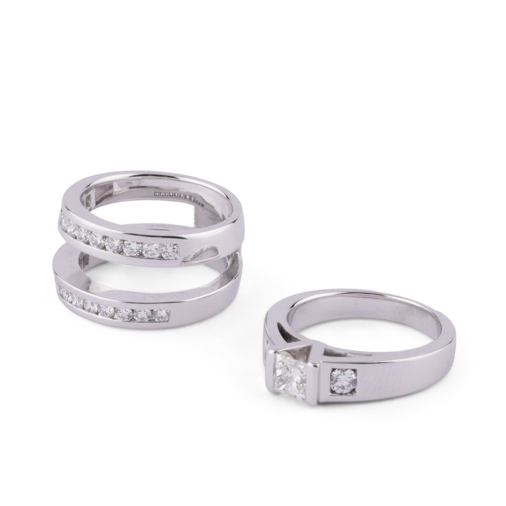 Bague or gris et diamant princesse