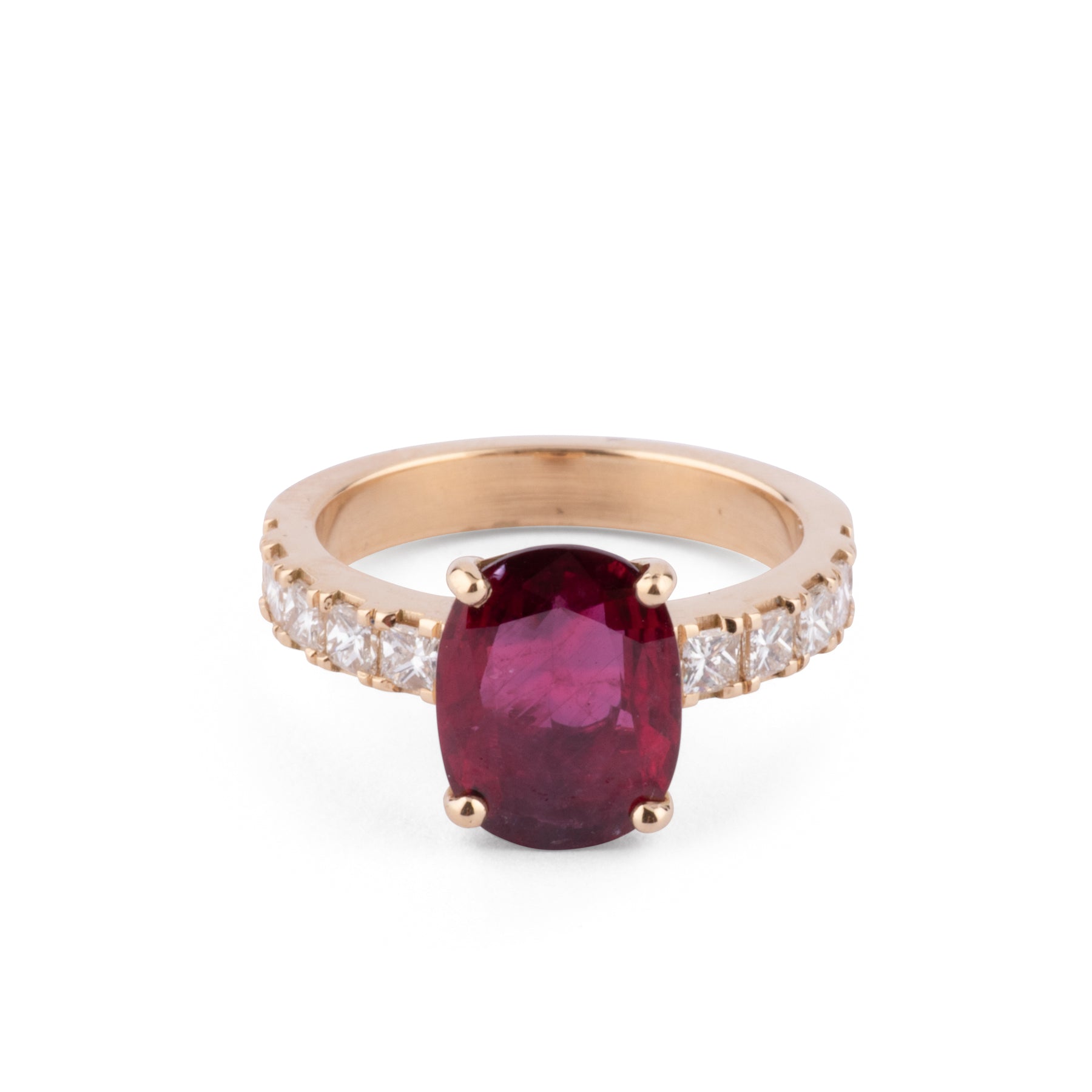 Bague or jaune rubis et diamants princesse
