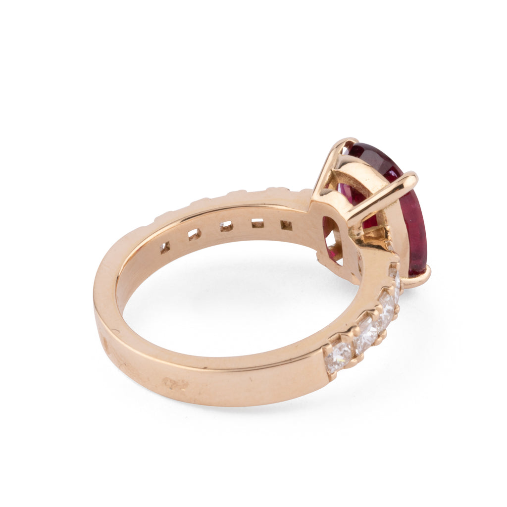 Bague or jaune rubis et diamants princesse