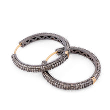 Charger l'image dans la galerie, Boucles d'oreilles forme créole sur or 14 k et argent noirci pavées diamants cognacs
