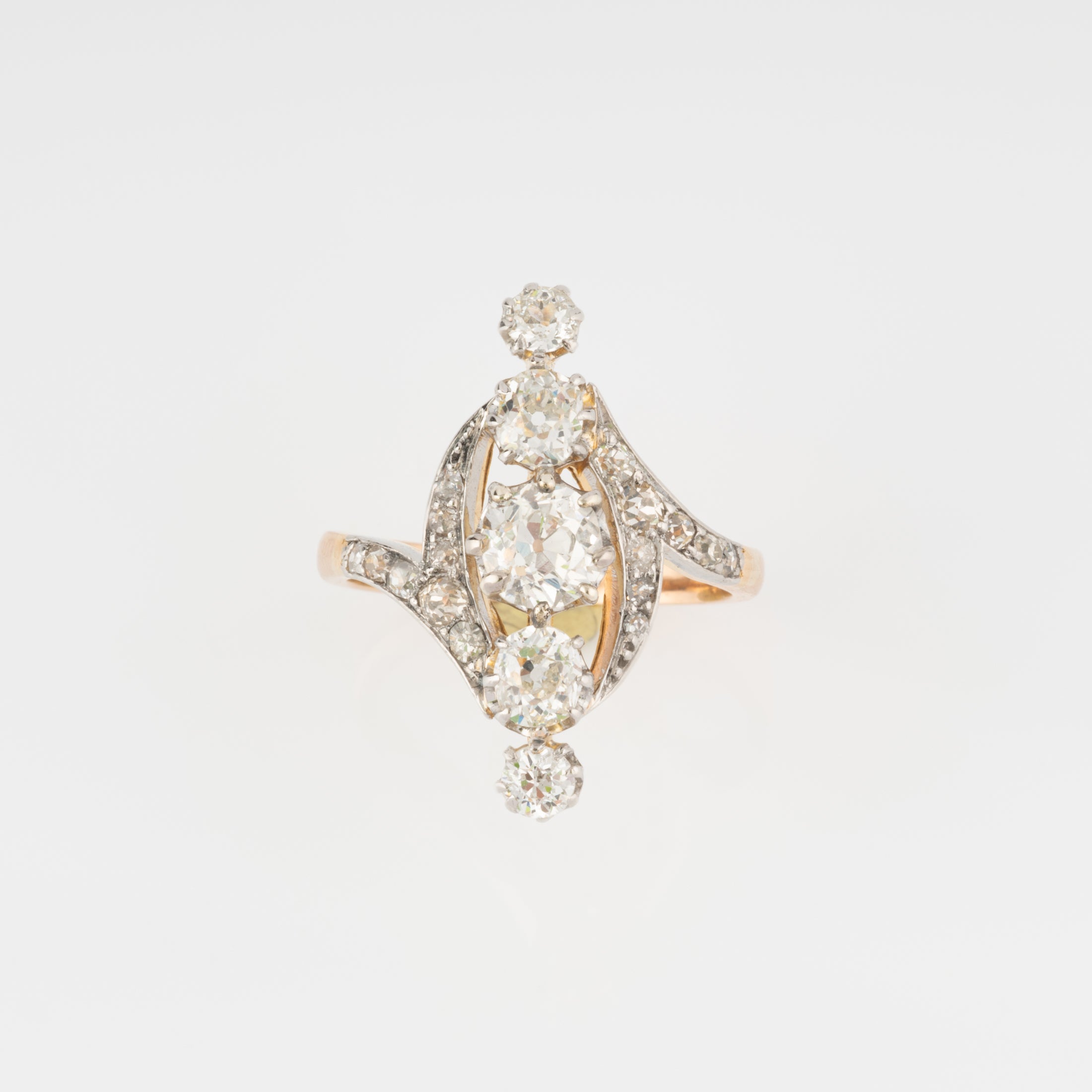 Bague or marquise diamants