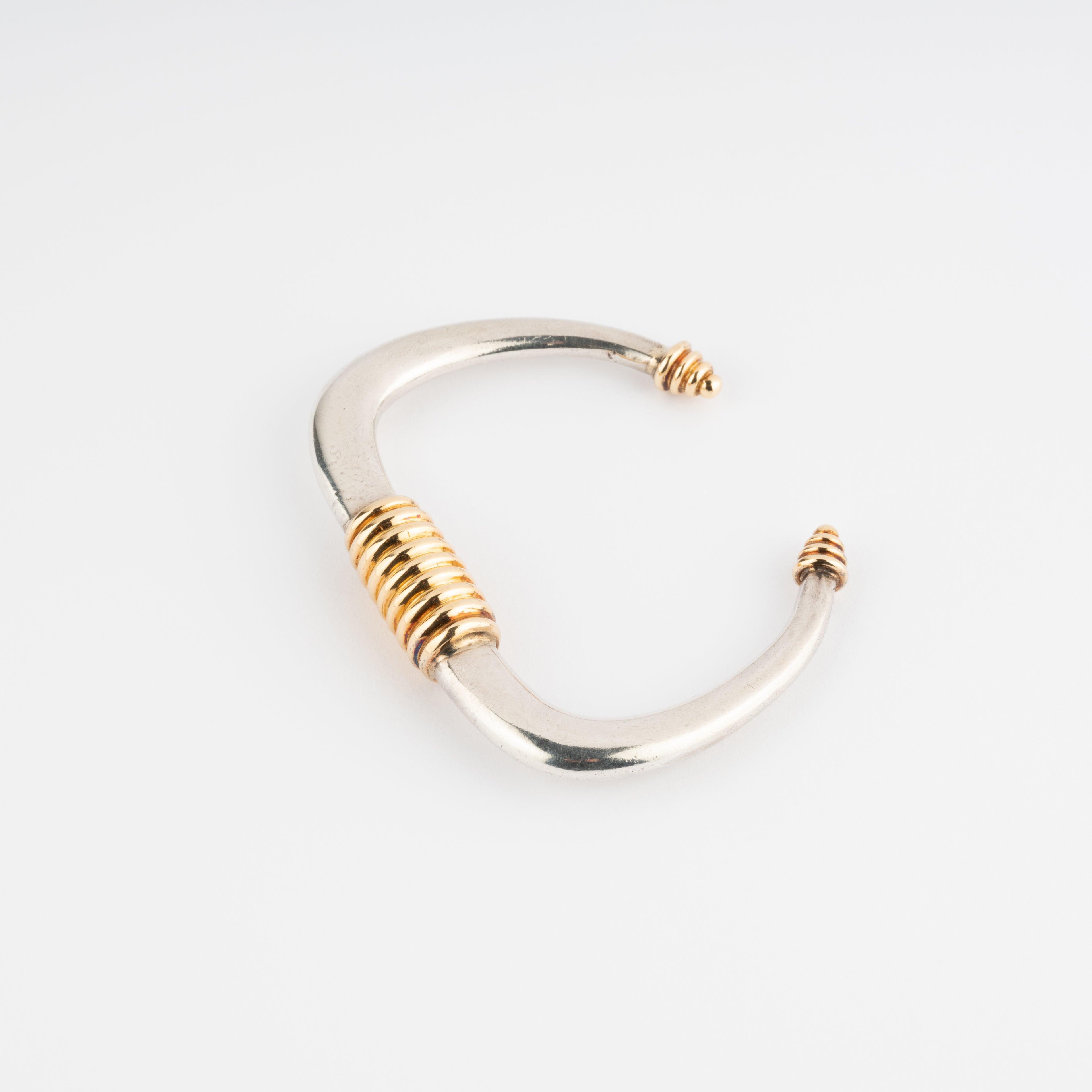Bracelet rigide argent et or de la maison Zolotas