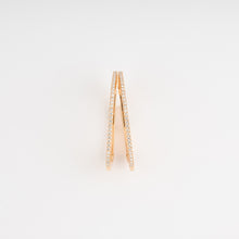 Charger l'image dans la galerie, Boucles d'oreilles ovales en or rose et diamants
