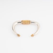 Charger l'image dans la galerie, Bracelet rigide argent et or de la maison Zolotas
