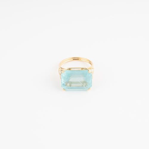 Bague aigue marine lactée et diamant sur or jaune