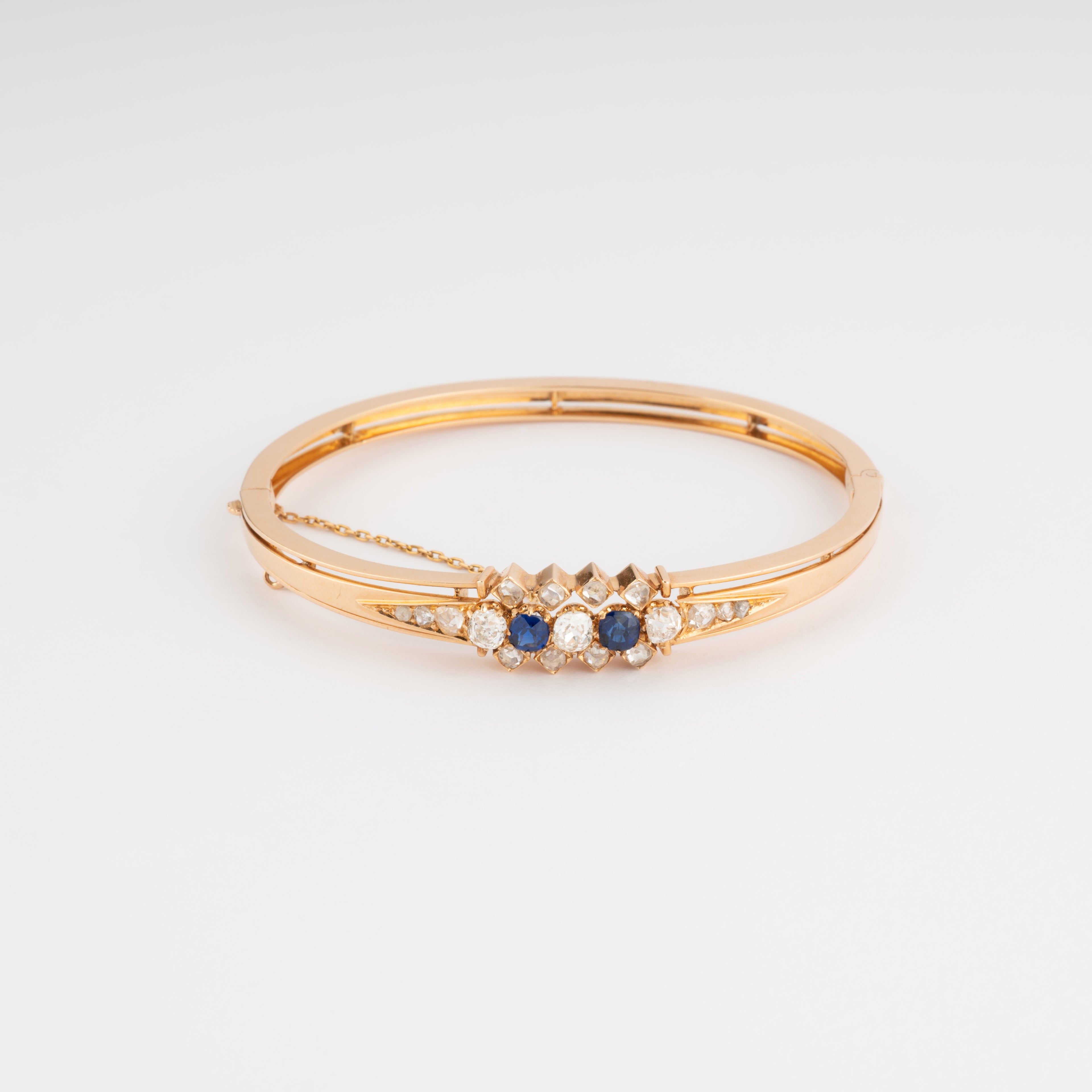 Bracelet or rose saphirs et diamants